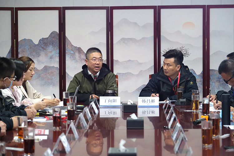 【整理】泗水機床附件行業(yè)協(xié)會來訪照片L1020褚少青 (27).jpg